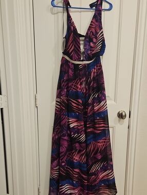 chic Purple and Blue Printed Maxi Dress with Metallic Waistband